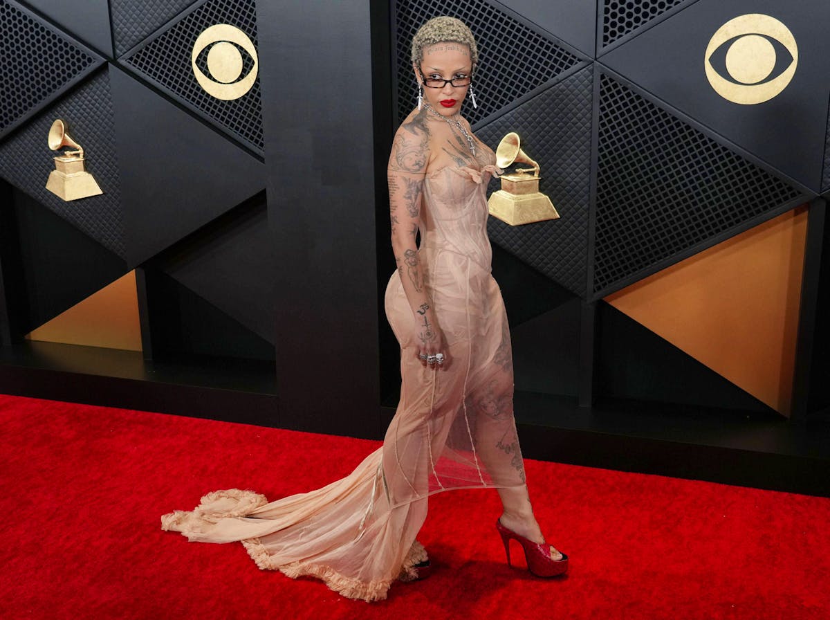 doja cat tattoos doja cat tattoos