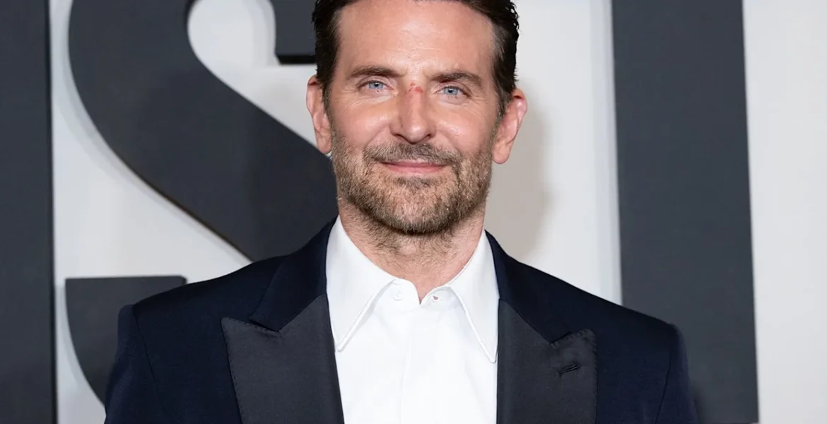 is bradley cooper married