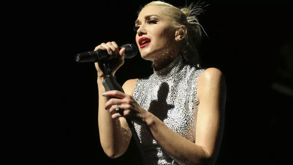 how old is gwen stefani