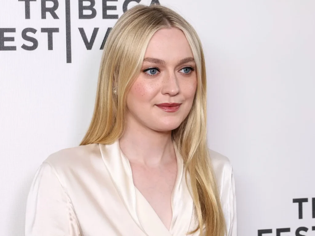 dakota fanning net worth