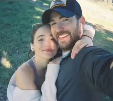 chris evans wife chris evans wife