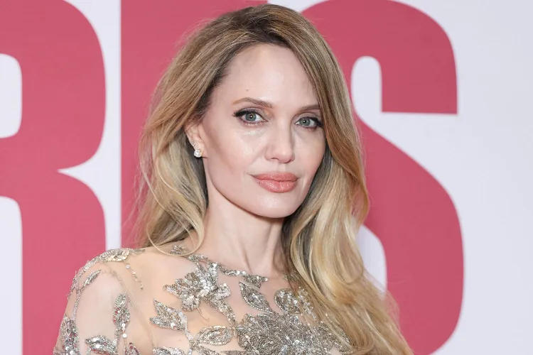 angelina jolie young