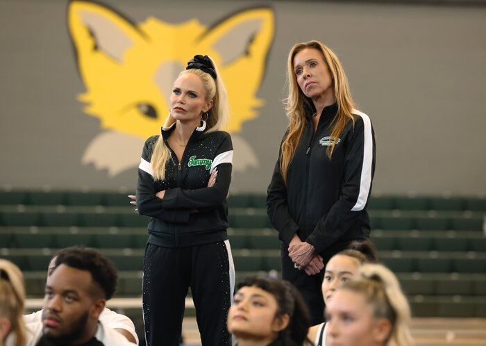 kristin chenoweth height